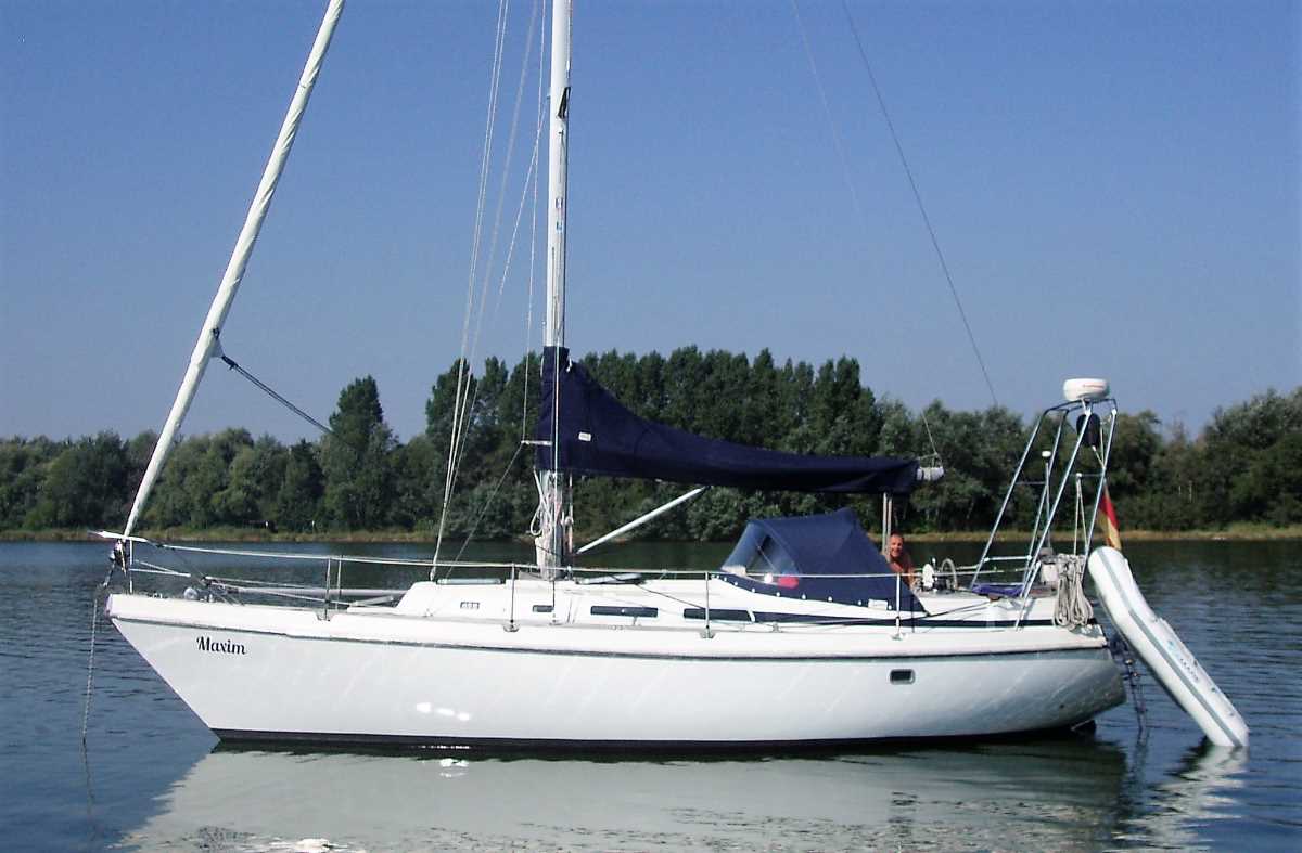 Maxim vor Anker